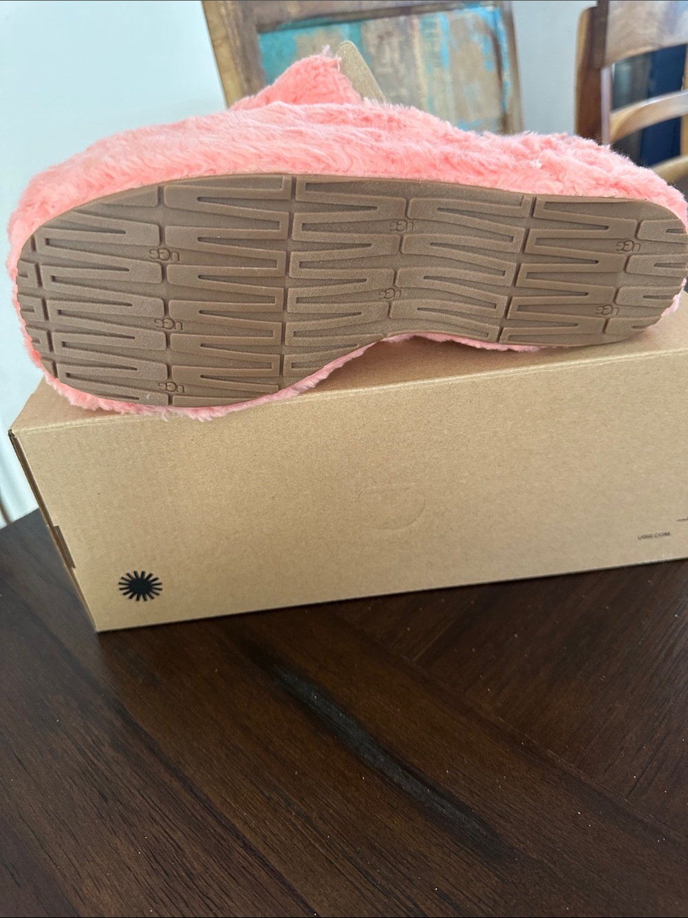 UGG FUZZ SUGAR Coral Shearling Slip-On Clog - Picture 5 of 7